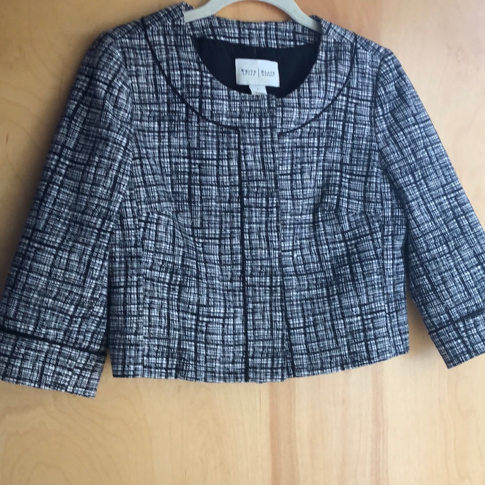 WHBM black and white short blazer with 3/4 sleeves